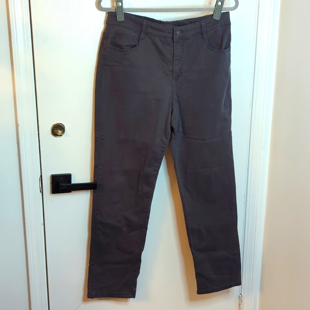 Dark gray bandolino straight leg jeans size 12  Amy